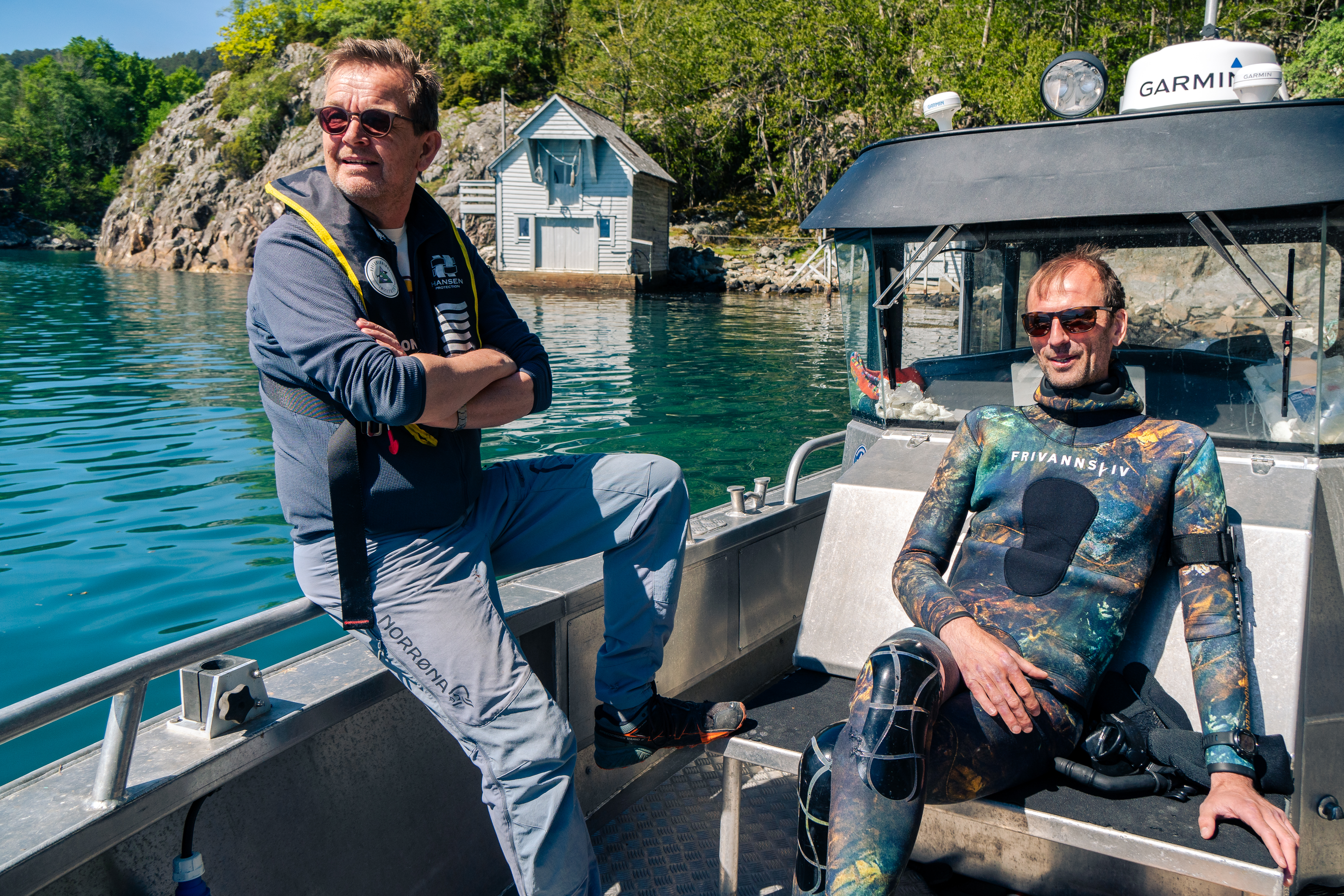 Tore og Øivind i båt