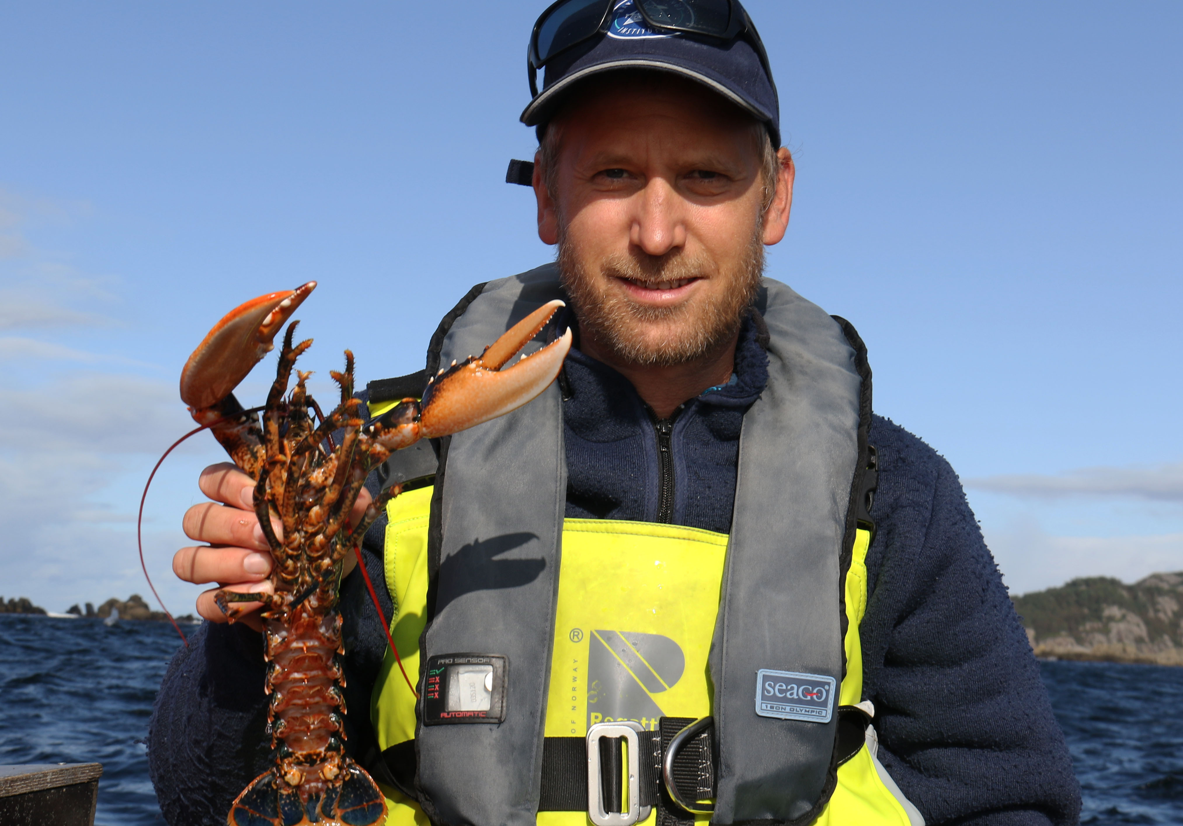 Forsker Alf Ring Kleiven oppfordrer enda flere i lokalbefolkningen til å ta del i det store folkeforskningsprosjektet.