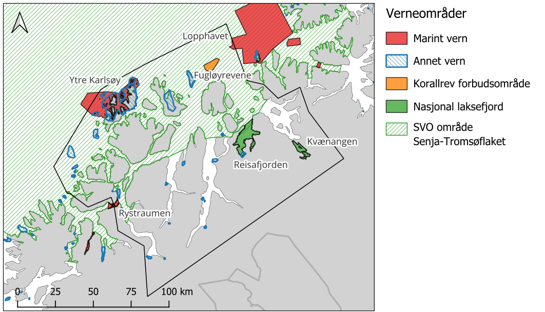 Kartutsnitt med skala 0 til 100 km, svart ramme rundt PO11. Symbolforklaring til høyre i bildet. Følgende verneområder er merket inn i kartet: Rødt = Marint vern. Skravert blått = Annet vern. Oransje = Korallrev forbudsområde. Grønt = Nasjonal laksefjord. Skravert grønt = SVO område Senja-Tromsøflaket.