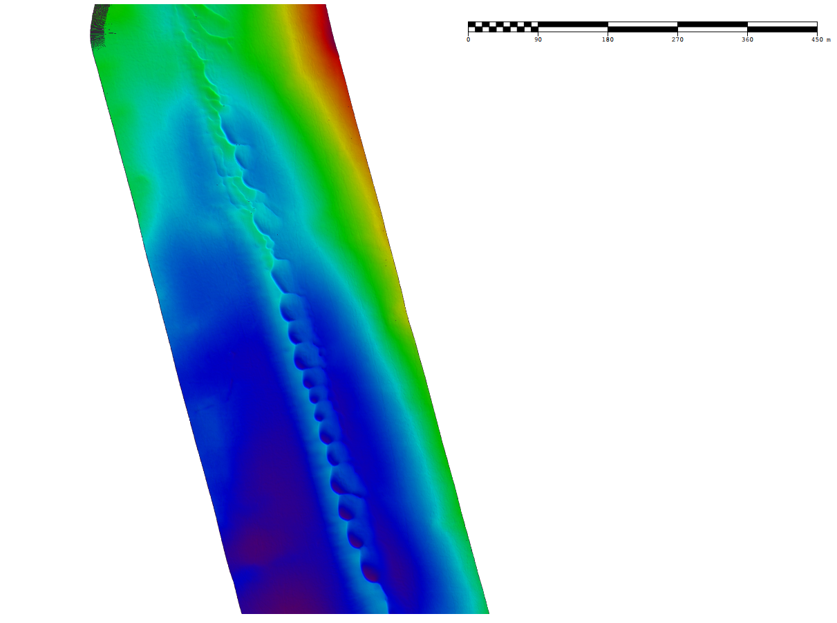 Image shows multibeam bathymetry at AUV møre where a sandwave feature in the centre of a canyon is evident in high resolution.