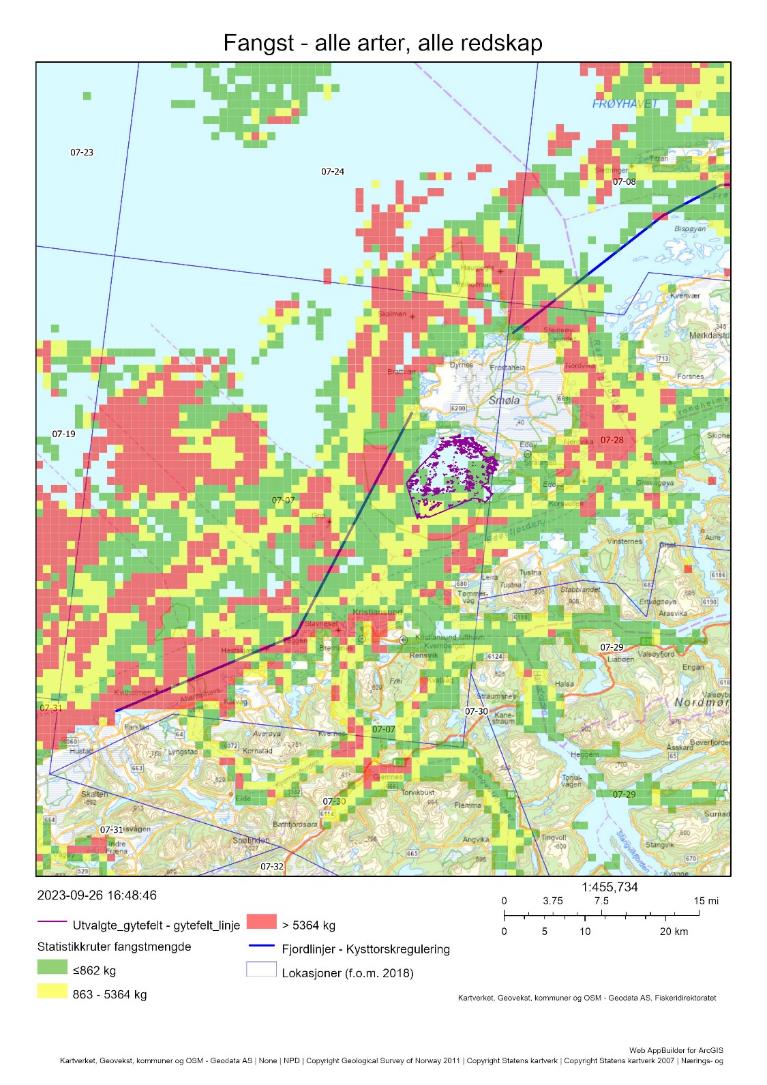 Figur 83 : Oversiktskart fiskeriaktivitet (AIS/VMS koblet med sluttseddeldata/ERS) i lokasjon 7-7 som inkluderer gytefeltet Blåsværsvaet (markert med mørkelilla linjer). Totale landinger av alle arter (kun sluttsedler som lot seg koble til detaljerte aktivitetsdata) i perioden 2018-2021 vises i rutenett farget etter en trafikklysmodell.