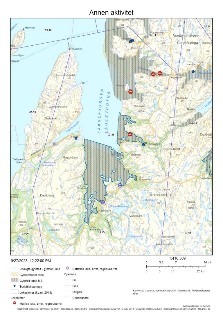 Figur 10 : Annen menneskelig aktivitet på de aktuelle gytefeltene, herunder akvakultur, turistfiskebedrifter og olje/gass-installasjoner.