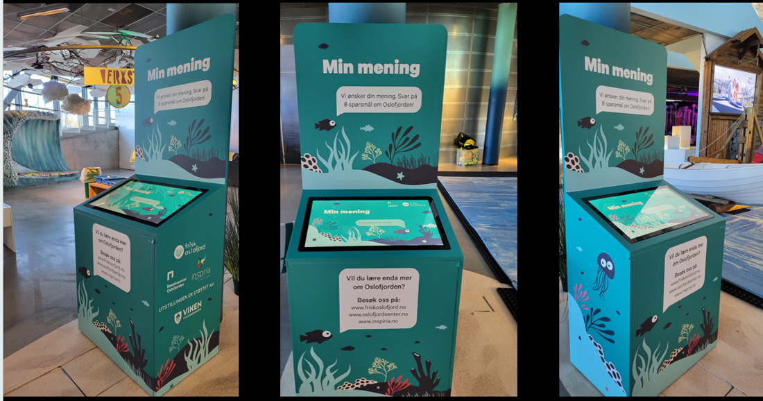 Bildet viser hvordan de fysiske installasjonene for spørreundersøkelsen "Min mening" ser ut. Hver "stand" har en interaktiv skjerm man kan trykke på for å svare på ulike spørsmål om fjorden.