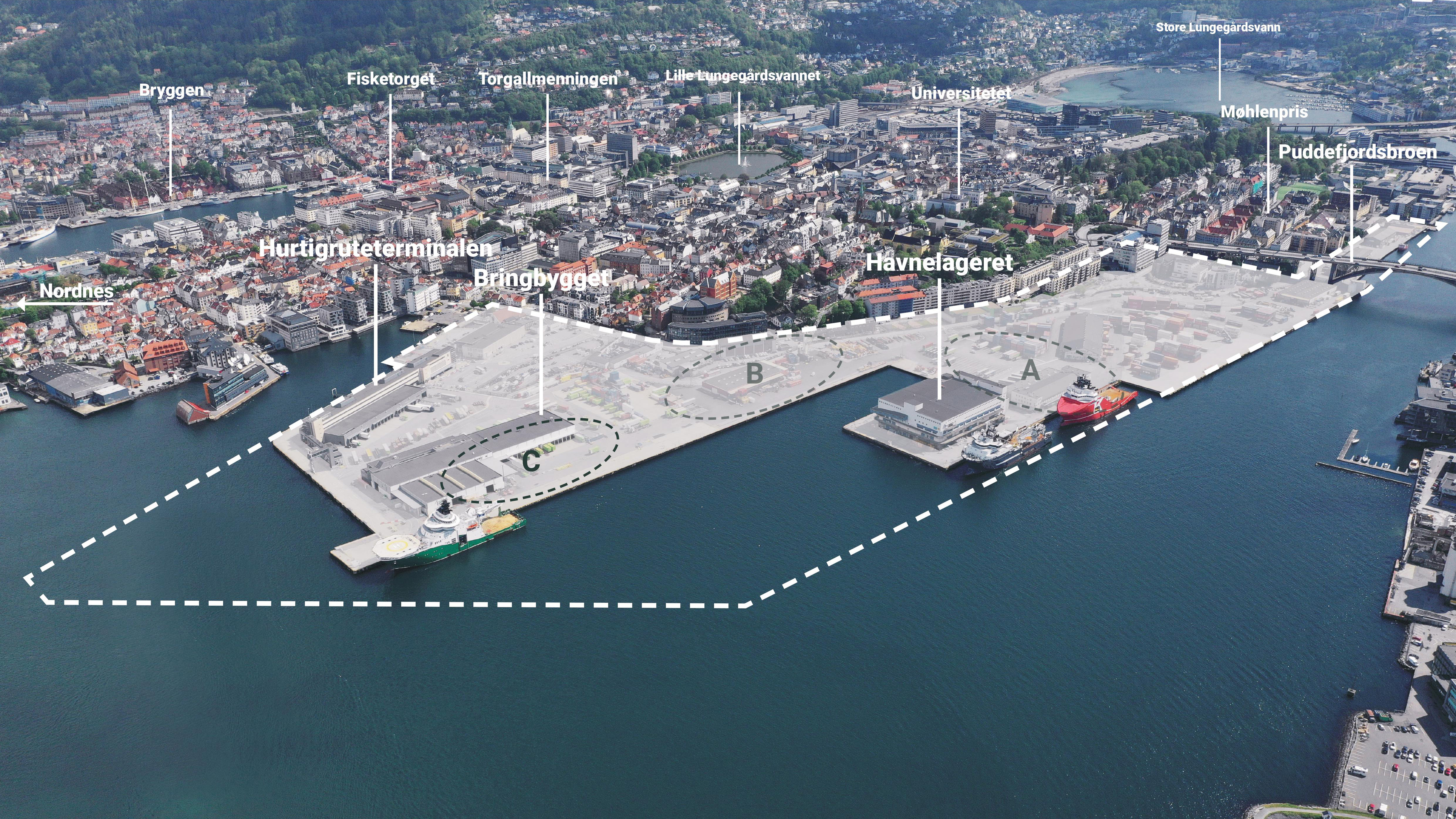 dronefoto med piler som viser de ulike områdene på Dokken