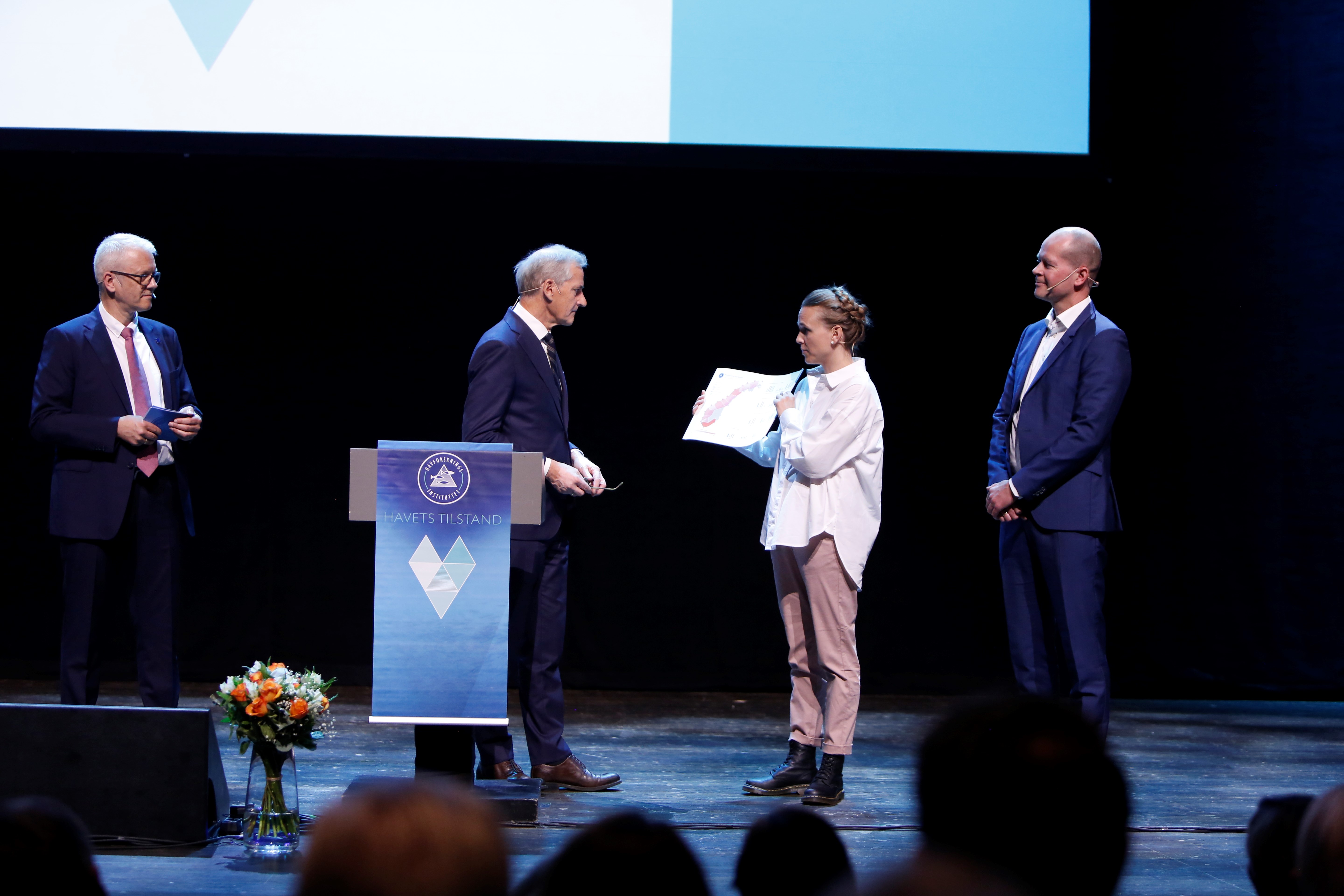 Støre får risikokartet på scenen i Grieghallen.